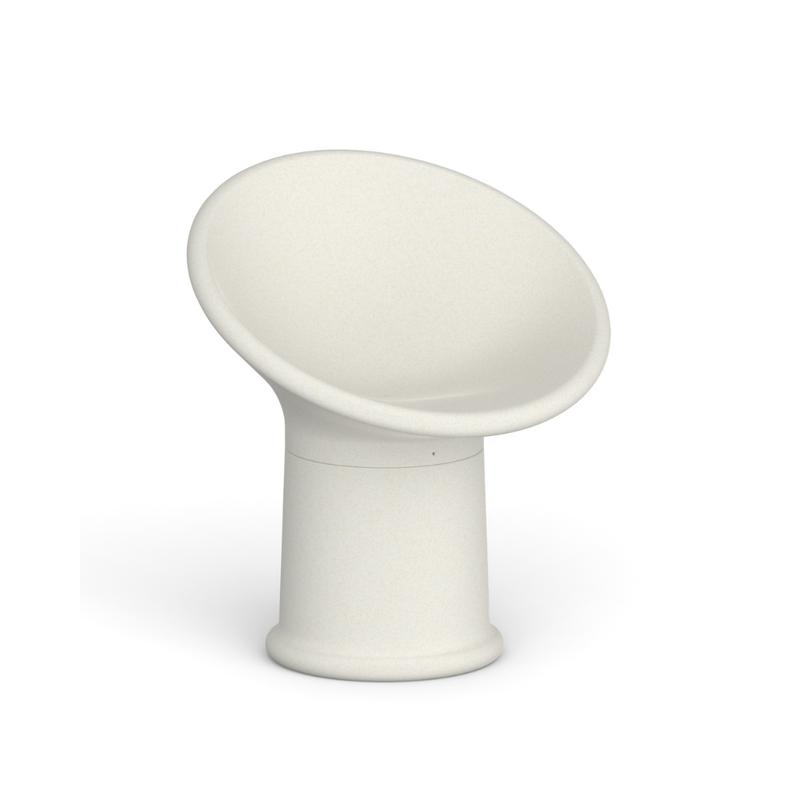 Tomek Rygalikin / Studio Rygalik suunnittelema ajaton ROUNDER Nojatuoli Keltainen-beige. Timeless ROUNDER Armchair designed by Tomek Rygalik / Studio Rygalik in Yellow-beige.