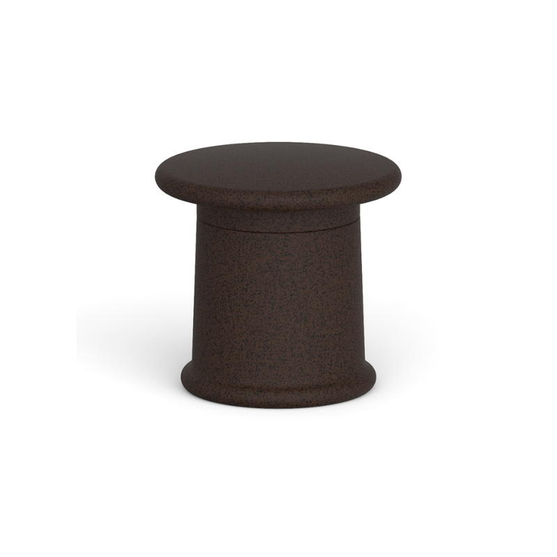 Tomek Rygalikin / Studio Rygalik suunnittelema ajaton ROUNDER Jakkaran Musta-ruskea. Timeless ROUNDER Stool designed by Tomek Rygalik / Studio Rygalik in Black-brown.
