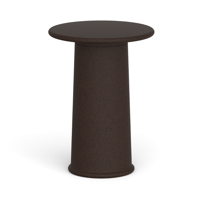 Tomek Rygalikin / Studio Rygalik suunnittelema ajaton ROUNDER Korkea pöytä Musta-ruskea. Timeless ROUNDER High table designed by Tomek Rygalik / Studio Rygalik in Black-brown.
