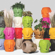 Marcantonion suunnittelema Afrikka-sarjan käytännöllinen ja tyylikäs THREEBÙ POT Kasviruukku.