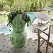 Marcantonion suunnittelema Afrikka-sarjan käytännöllinen ja tyylikäs THREEBÙ POT Kasviruukku.