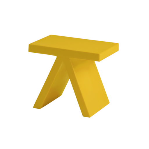 Prospero Rasulon suunnittelema TOY Sivupöytä Itämaisella pop henkisellä muotoilulla ja Keltainen Saffron Yellow värillä.