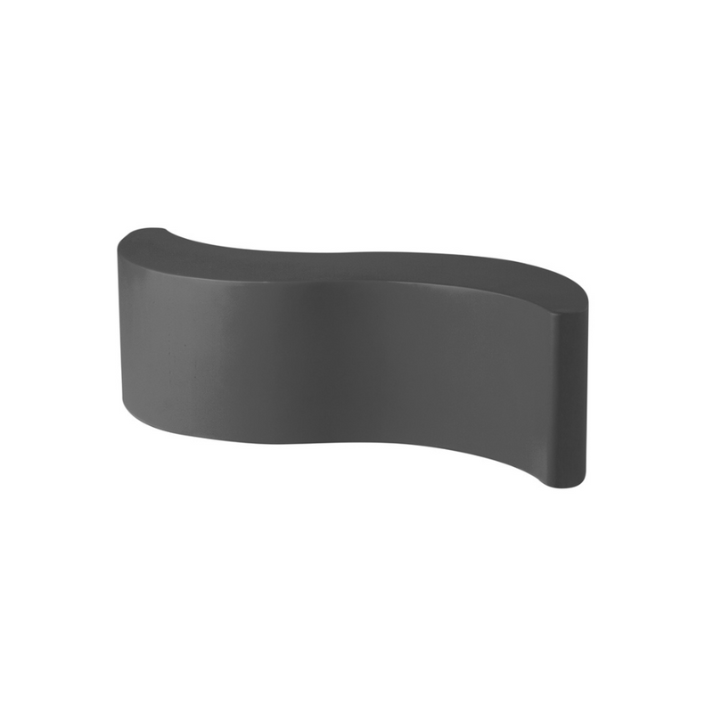 Giò Colonna Romanon suunnittelema käytännöllinen ja tyylikäs Harmaa WAVE design Penkki / Kasviruukku Elephant Grey värillä.