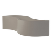 Giò Colonna Romanon suunnittelema käytännöllinen ja tyylikäs WAVE design Kasviruukku - Penkki Dove Grey värillä.