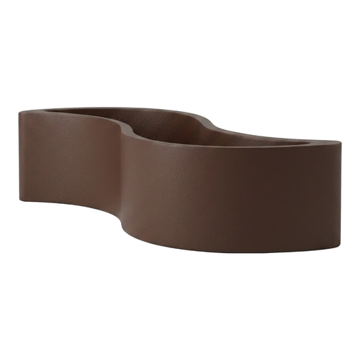 Giò Colonna Romanon suunnittelema käytännöllinen ja tyylikäs WAVE design Kasviruukku - Penkki Ruskea Namibian Desert värillä.
