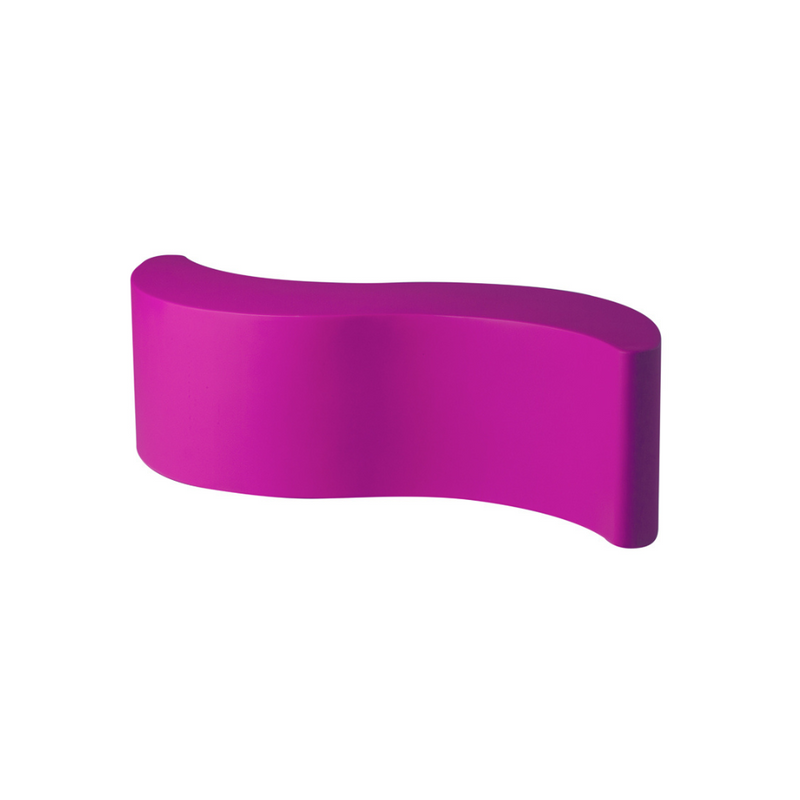 Giò Colonna Romanon suunnittelema käytännöllinen ja tyylikäs Pinkki WAVE design Penkki / Kasviruukku Sweet Fuchsia värillä.
