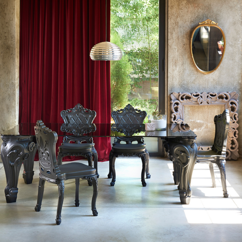 Moro & Pigattin suunnittelema sulavalinjainen ja siro PRINCESS OF LOVE Tuoli.